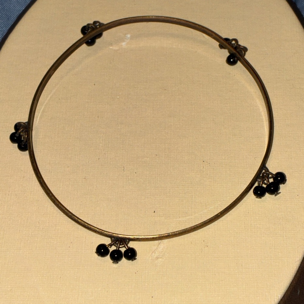Elegant Gold and Black Women's Bangle
